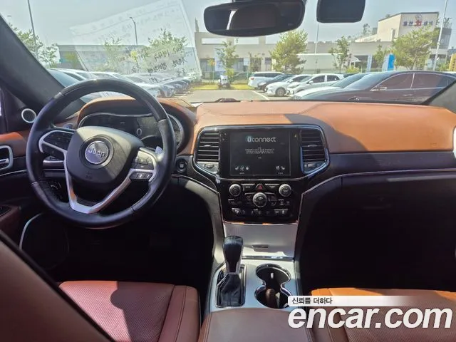 Jeep Grand Cherokee id 2821768 из Кореи 15