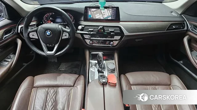 BMW 5 Series (G30) id 3514829 из Кореи 17