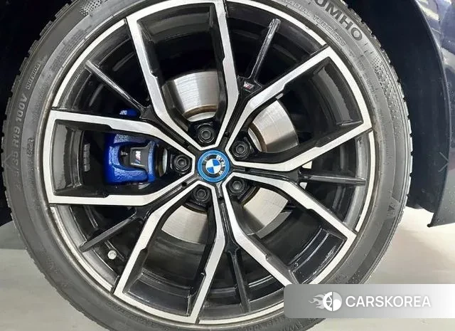 BMW 5 Series (G30) id 3453637 из Кореи 17