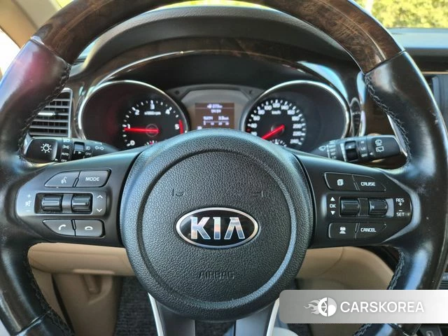 Kia The New Carnival id 4943943 из Кореи 15
