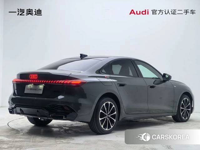 Audi A5L id 4263936 из Китая 24