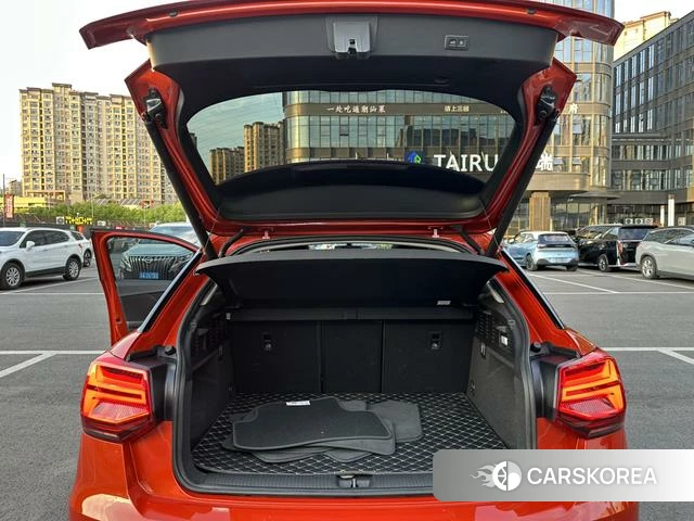 Audi Q2L id 4278341 из Китая 15