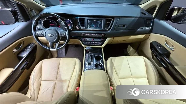 Kia The New Carnival id 3444959 из Кореи 17