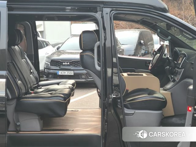 Hyundai The New Grand Starex id 3942861 из Кореи 17