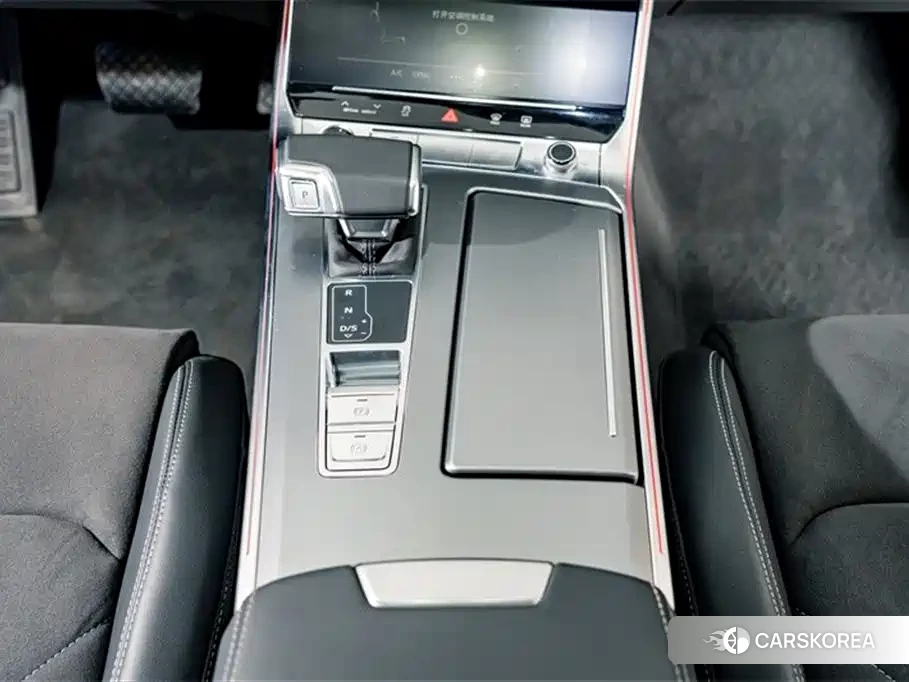 Audi A7L id 4545727 из Китая 20