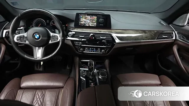 BMW 5 Series (G30) id 3055799 из Кореи 17