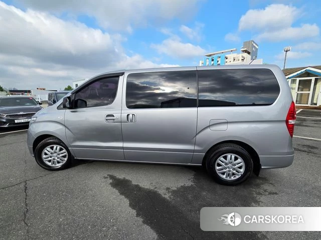Hyundai The New Grand Starex id 4406357 из Кореи 17