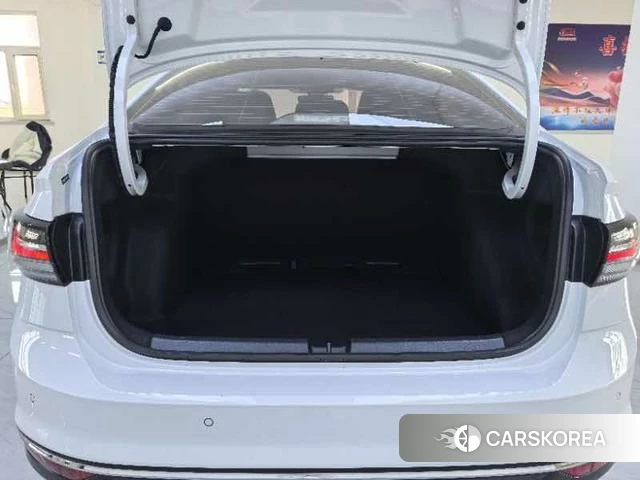 Volkswagen Lavida id 4263105 из Китая 14