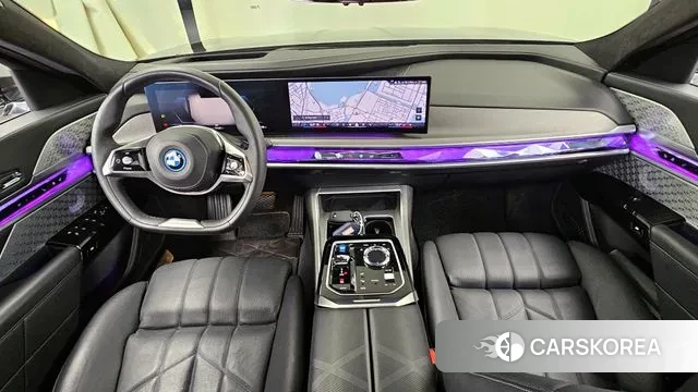 BMW i7 (G70) id 3022277 из Кореи 17