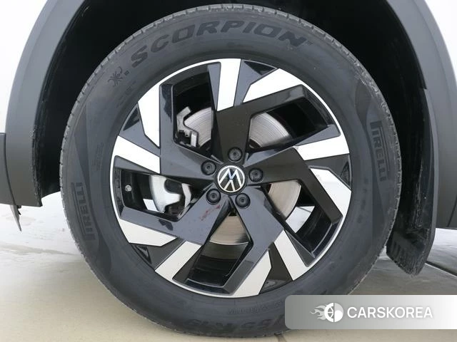 Volkswagen Tourang id 4298067 из Китая 11