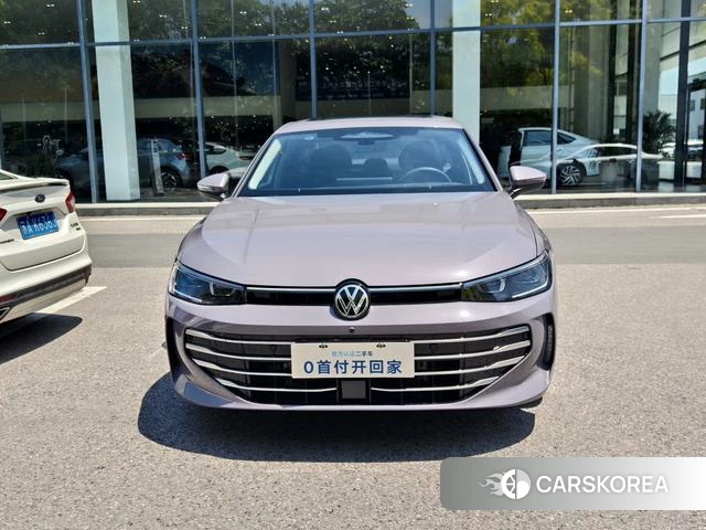 Volkswagen Passat id 4277099 из Китая 9
