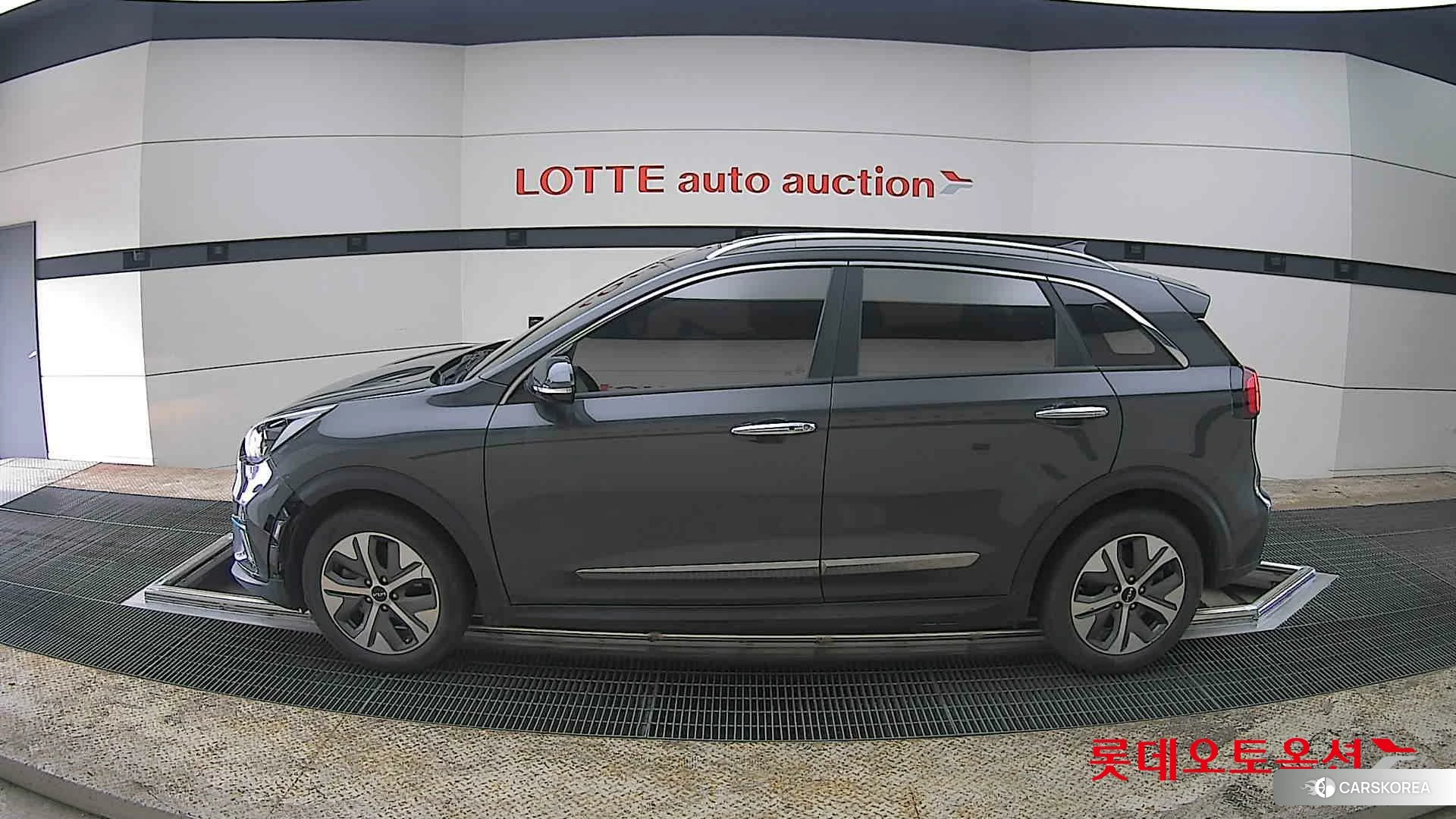 Kia Niro EV id 3875764 из Кореи 35