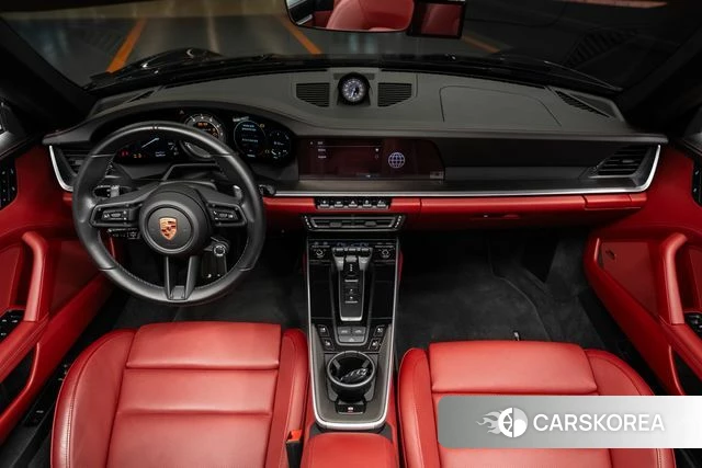 Porsche 911(992) id 4665259 из Кореи 8