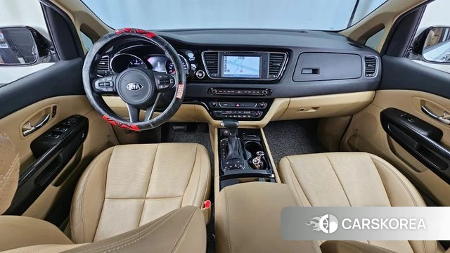 Kia All New Carnival id 4536677 из Кореи 30