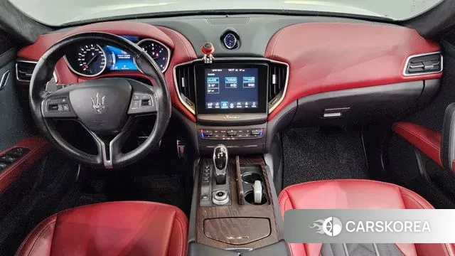 Maserati Ghibli id 3176756 из Кореи 17