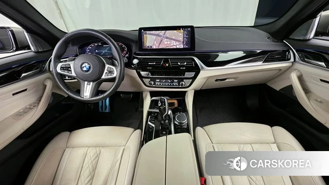 BMW 5 Series (G30) id 3965127 из Кореи 17