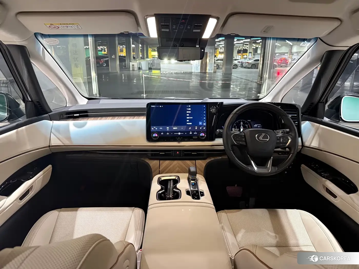 Lexus LM id 4629688 из Китая 13