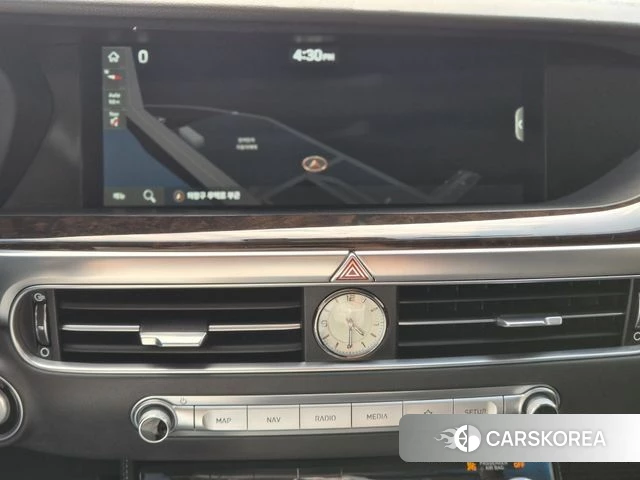 Genesis G90 id 4356237 из Кореи 17