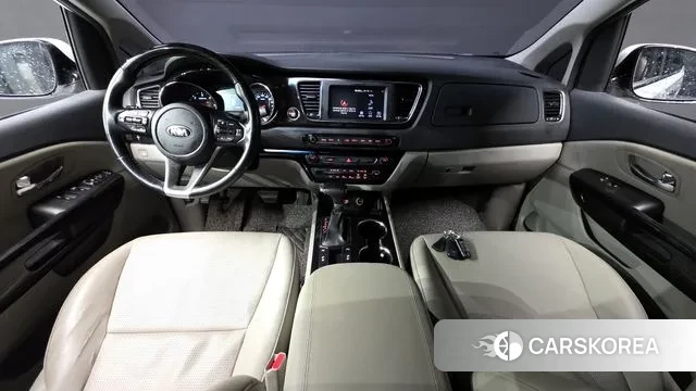 Kia The New Carnival id 3682400 из Кореи 17