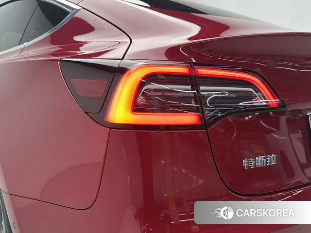 Tesla Model 3 id 4219797 из Китая 17