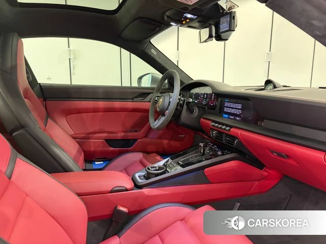 Porsche 911(992) id 4847243 из Кореи 17