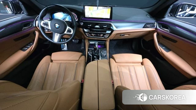 BMW 5 Series (G30) id 3832227 из Кореи 17