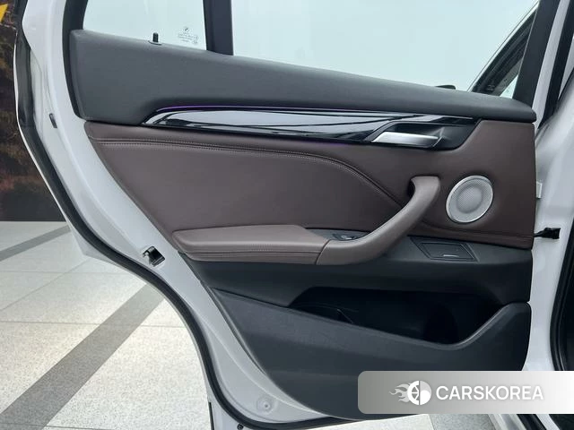 BMW X1 id 4265871 из Китая 20