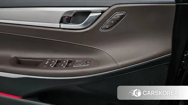 Hyundai The New Grandeur IG Hybrid id 3562488 из Кореи 17