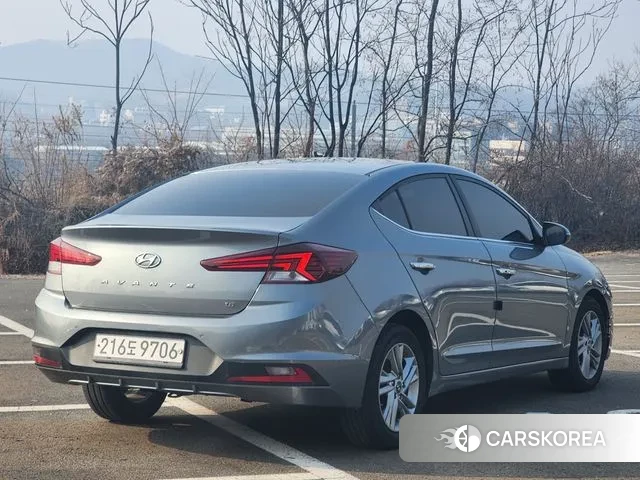 Hyundai The New Avante AD id 3292181 из Кореи 17