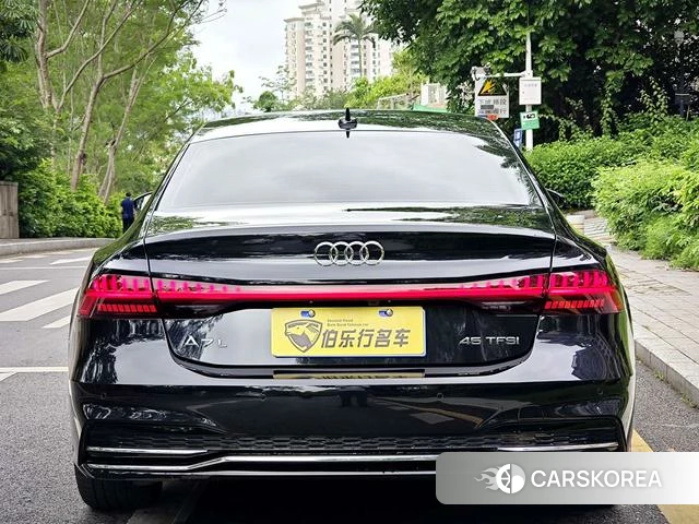 Audi A7L id 4335345 из Китая 24