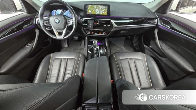 BMW 5 Series (G30) id 4020378 из Кореи 18