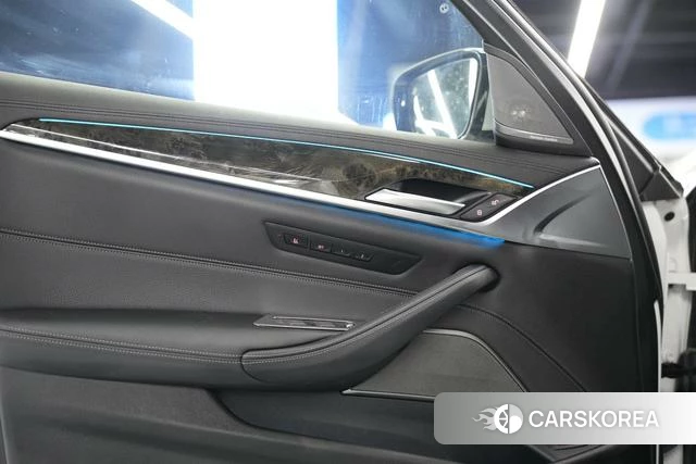 BMW 5 series id 4242430 из Китая 27
