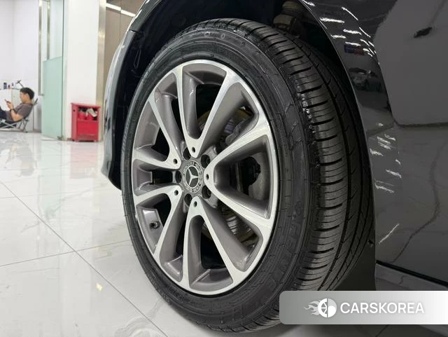 Mercedes-Benz E-class id 4221353 из Китая 17