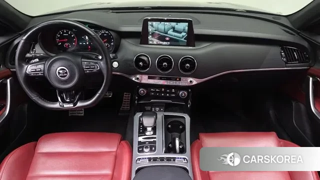 Kia Stinger id 3139939 из Кореи 17