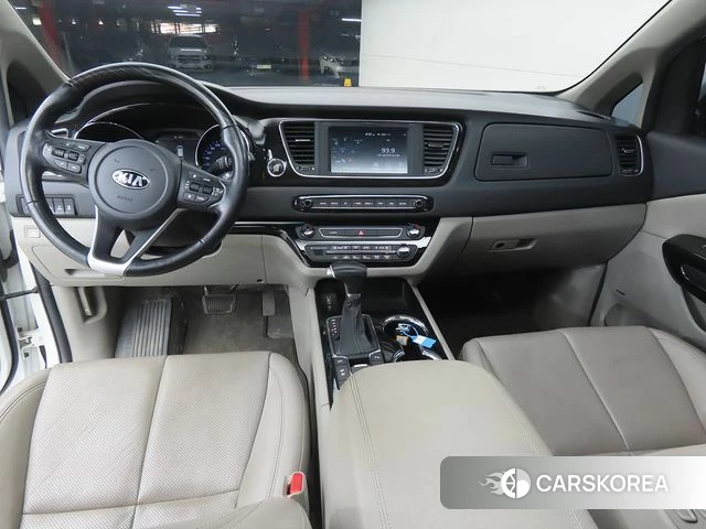 Kia The New Carnival id 4188342 из Кореи 17