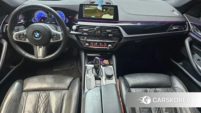 BMW 5 Series (G30) id 3351166 из Кореи 17