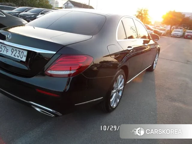 Mercedes-Benz E-Class W213 id 3315539 из Кореи 14