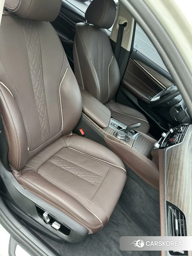 BMW 5 series PHEV id 4212933 из Китая 15