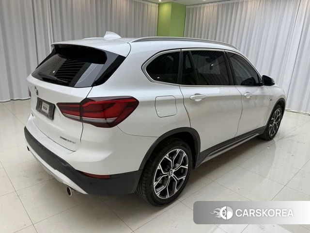 BMW X1 id 4299392 из Китая 13