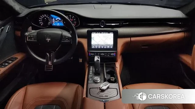 Maserati Quattroporte id 2976835 из Кореи 17