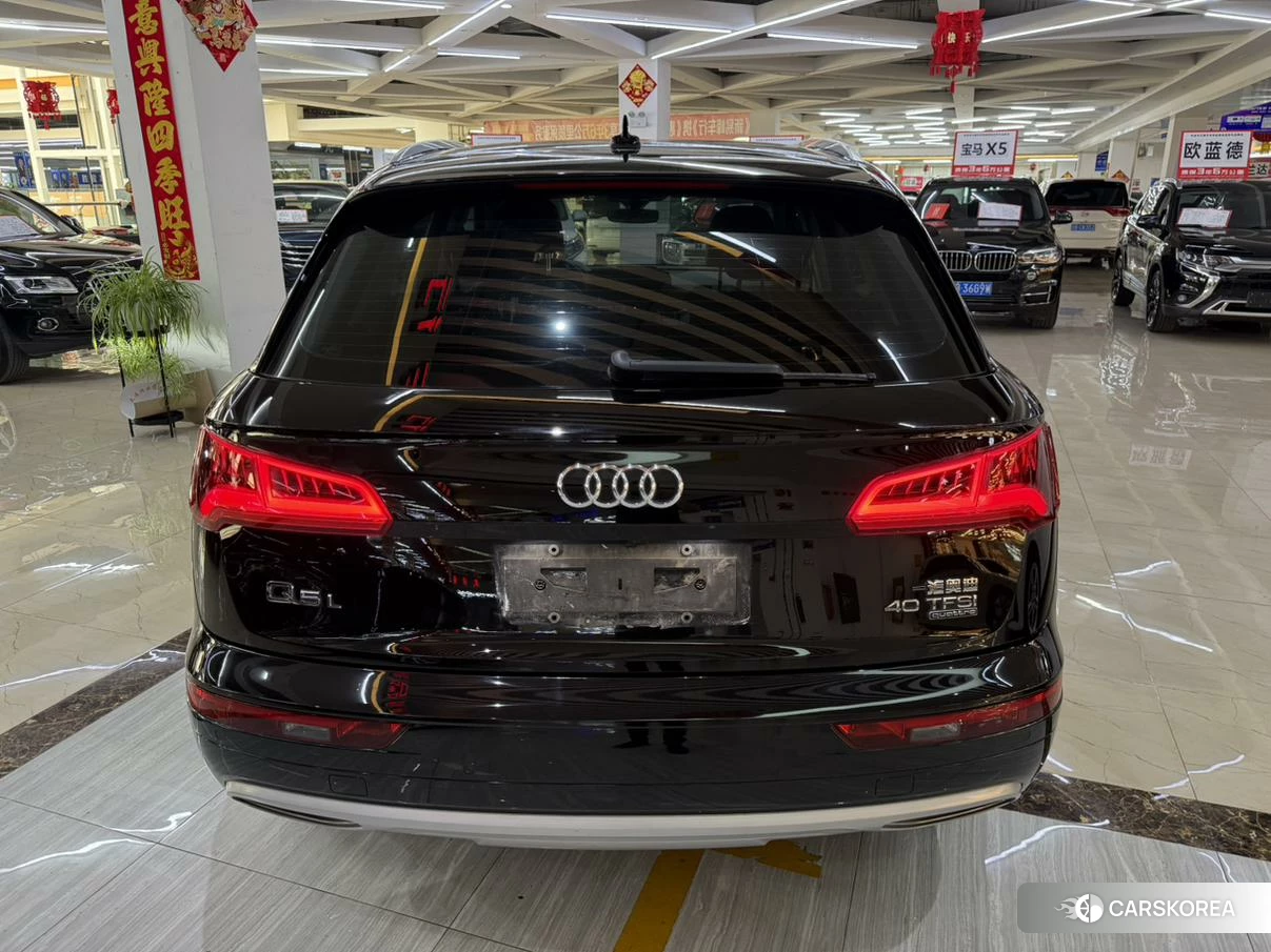Audi Q5L id 4405959 из Китая 7