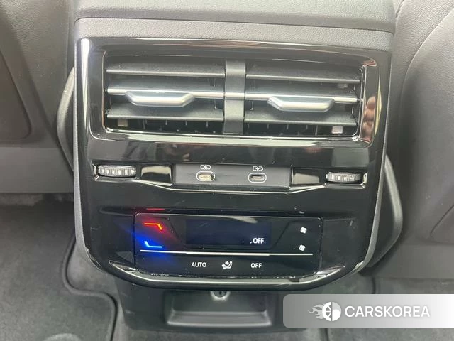 Audi Q6 id 4260883 из Китая 16