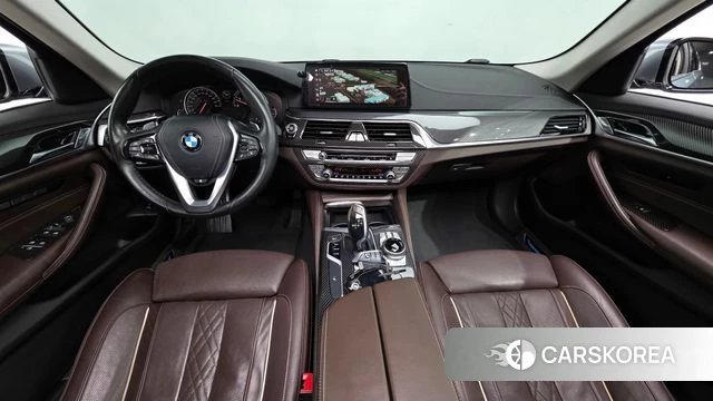 BMW 5 Series (G30) id 3867240 из Кореи 17