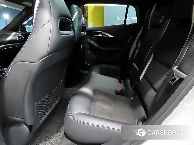 Infiniti Q30 id 3339455 из Кореи 17