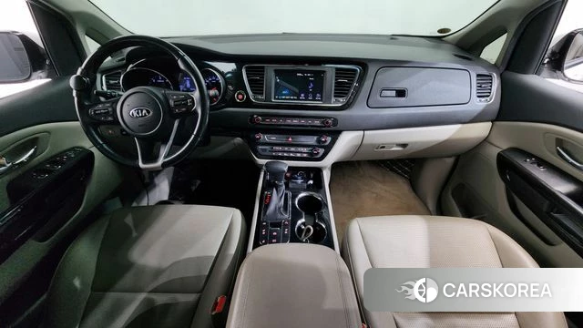 Kia The New Carnival id 4188570 из Кореи 17