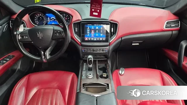 Maserati Ghibli id 3363066 из Кореи 17