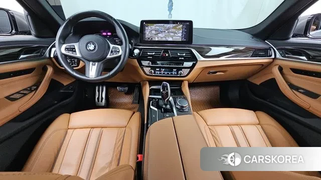 BMW 5 Series (G30) id 3616366 из Кореи 17