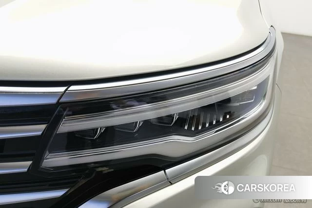 Roewe RX5 MAX id 4253602 из Китая 21