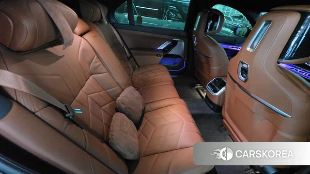 BMW 7 Series (G70) id 3952758 из Кореи 7