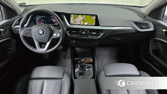 BMW 1 Series (F40) id 4350132 из Кореи 27